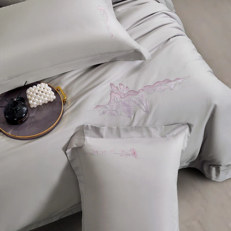 Embroidered Four-piece Bedding Set factory